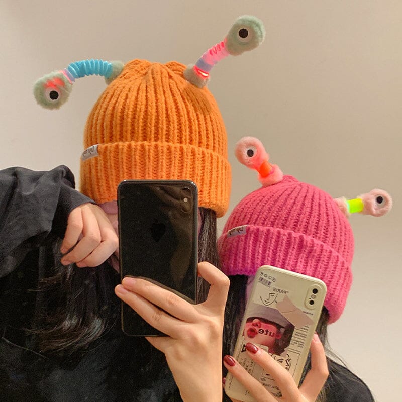 🐸Winter Parent-Child Cute Glowing Little Monster Knit Hat